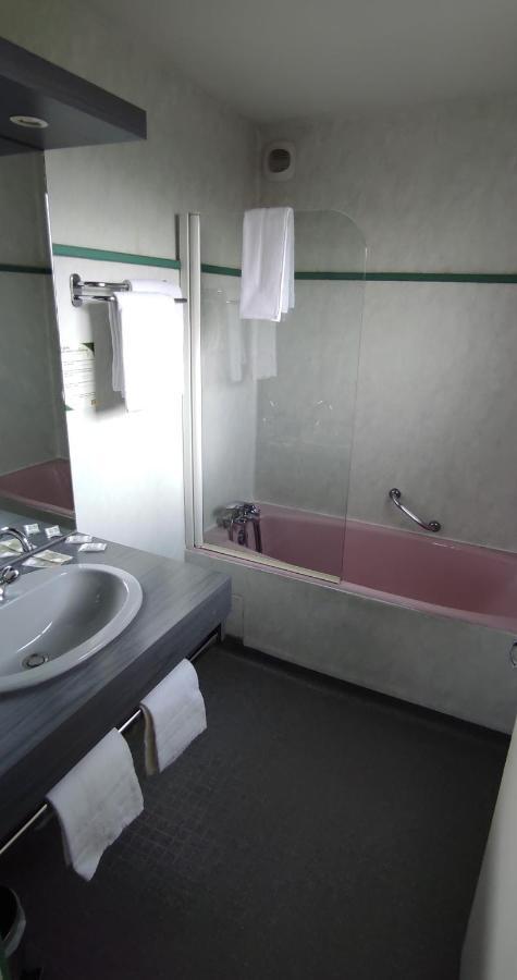 Hostellerie du Parc Labarthe-Inard Esterno foto