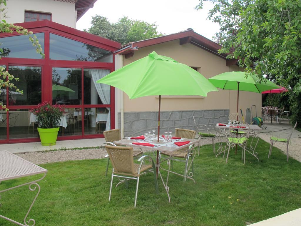 Hostellerie du Parc Labarthe-Inard Esterno foto
